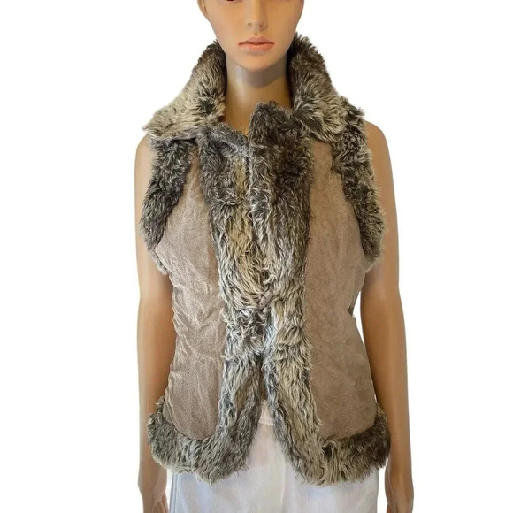 Live a Little Leather Suede Vest Jacket Lady M Faux Fur Tan Boho Western Gothic - Picture 1 of 9